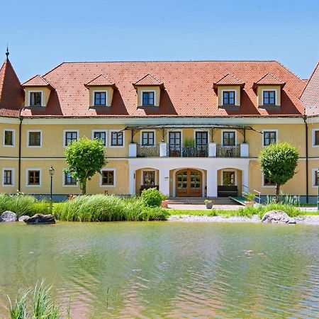 Almtalhotel Appartements In Pettenbach Exteriör bild