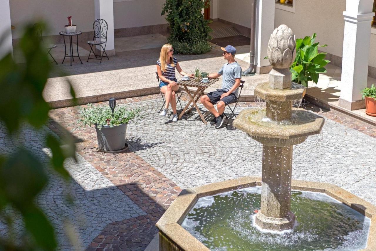 Almtalhotel Appartements In Pettenbach Exteriör bild