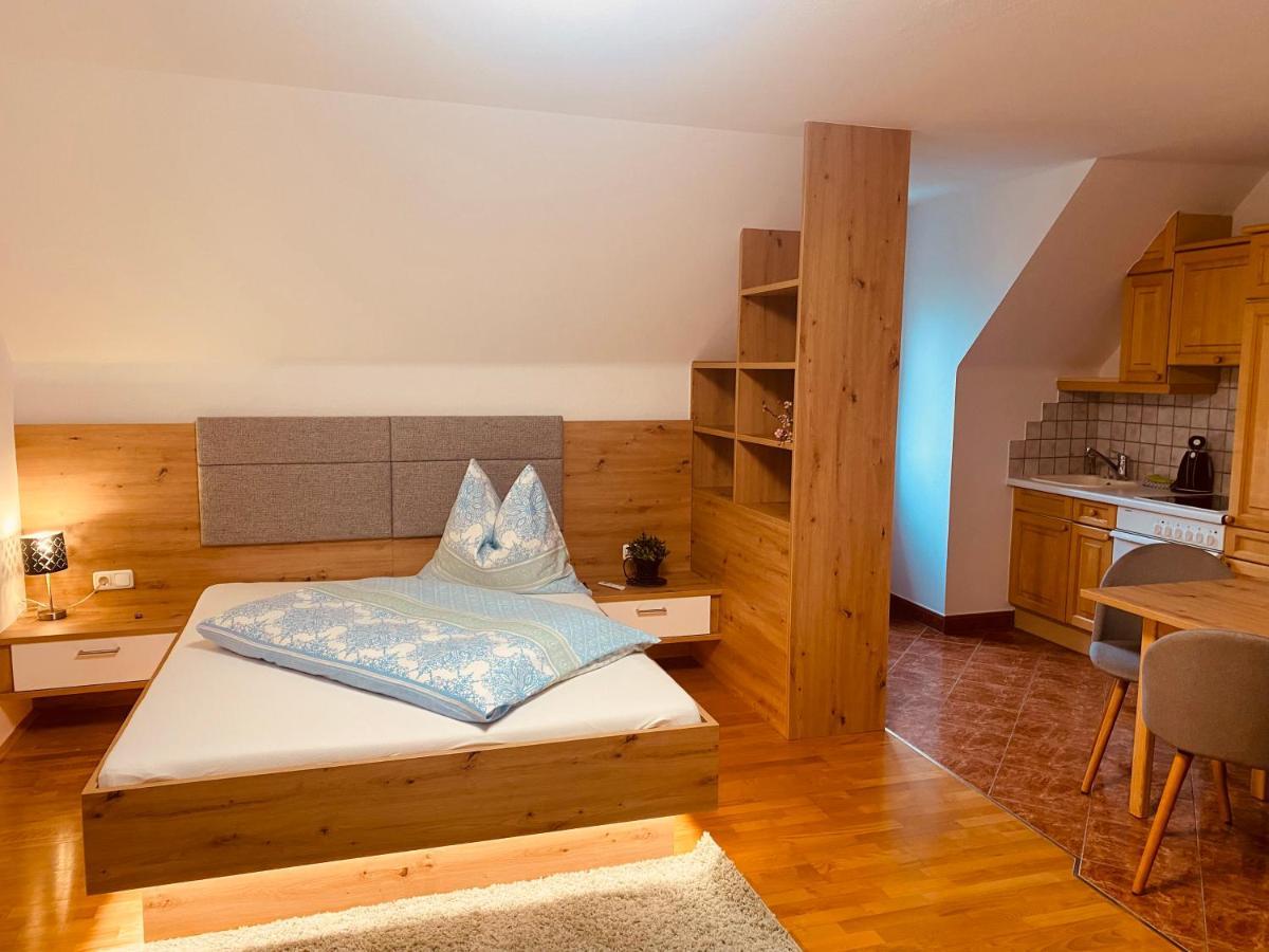 Almtalhotel Appartements In Pettenbach Exteriör bild