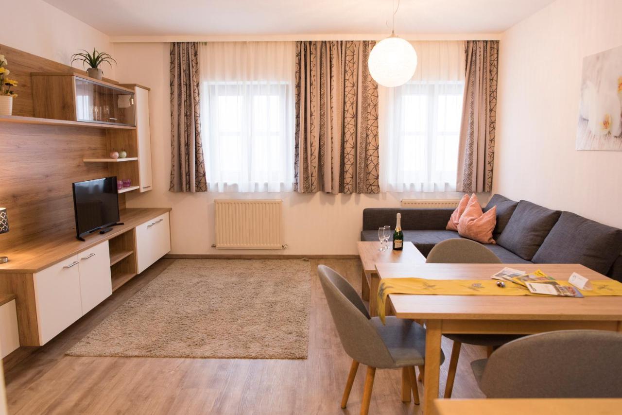 Almtalhotel Appartements In Pettenbach Rum bild
