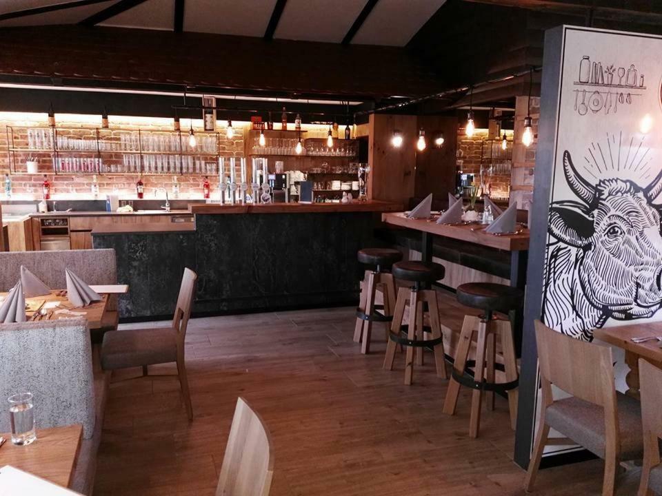 Almtalhotel Appartements In Pettenbach Exteriör bild